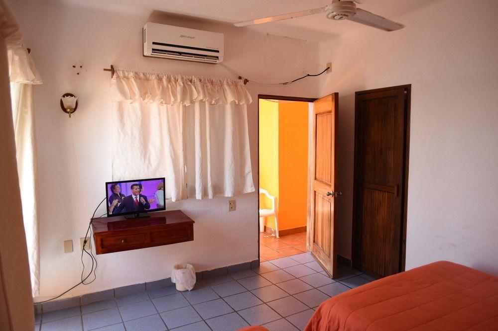 Hotel Joya Del Mar Barra de Navidad Exterior photo