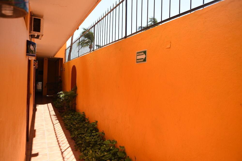 Hotel Joya Del Mar Barra de Navidad Exterior photo